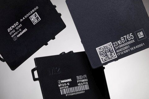 Efficient plastic laser marking technology for enhanced traceability and product identification.